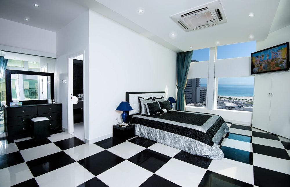 Bravo Royal Hotel Suites Kuwait City Exterior foto