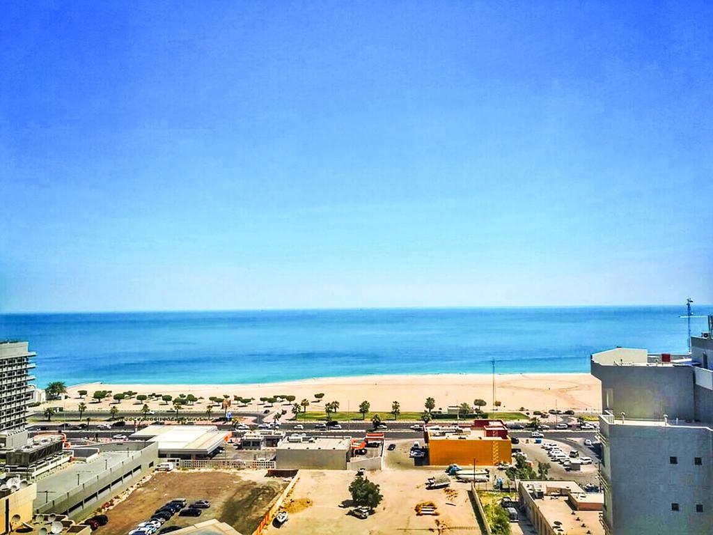 Bravo Royal Hotel Suites Kuwait City Exterior foto