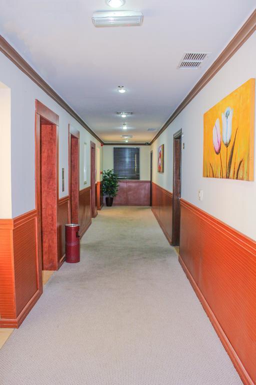 Bravo Royal Hotel Suites Kuwait City Exterior foto